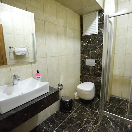 Hotel Hill River 3*