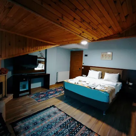 Hotel Hill River 3*