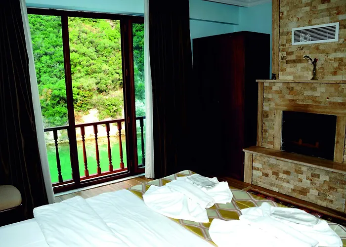 Hill River Agva (Marmara)